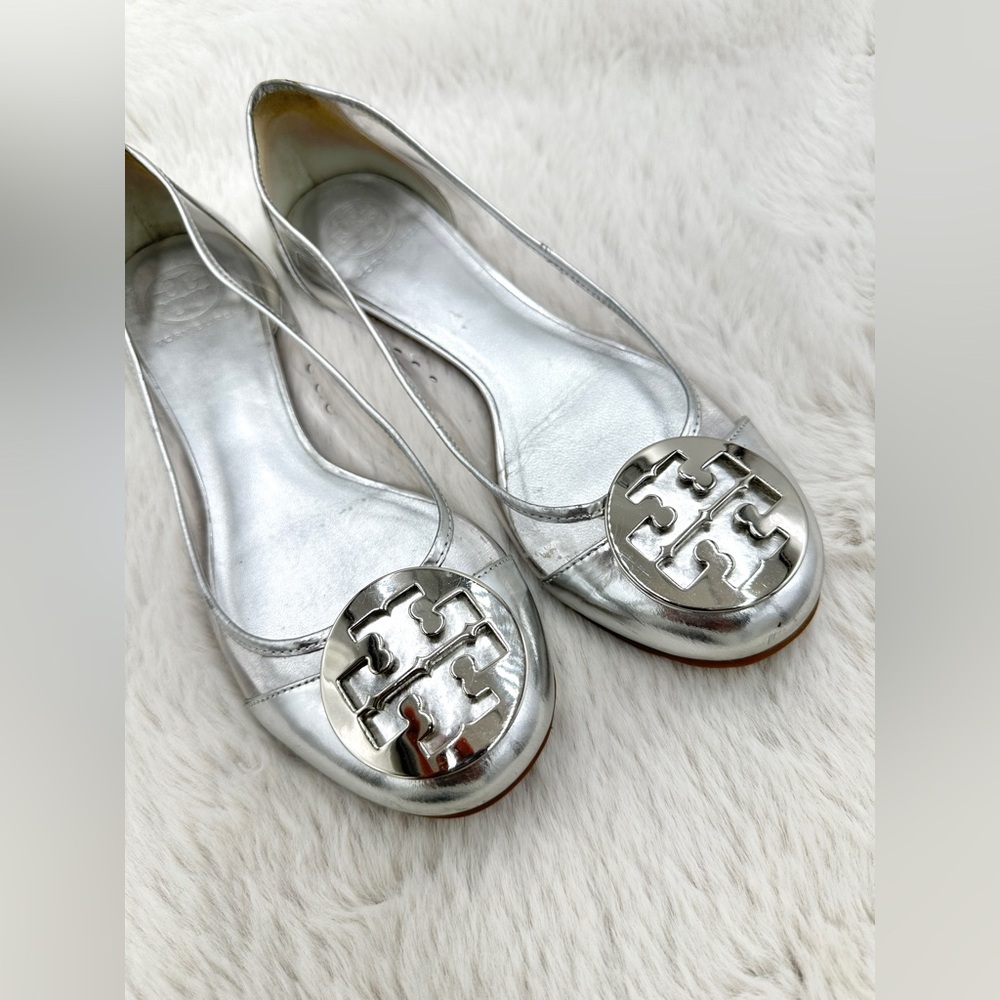 Tory Burch Reva Audrey Silver & Clear Ballet Flat Sz 9 - Picture 3 of 11